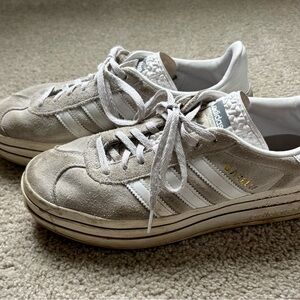 Adidas Gazelle Platform Suede Sneakers in Grey and White - size 8.5